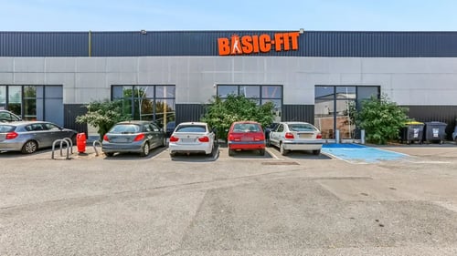 Basic-Fit Albi Francisco Goya - front club outside