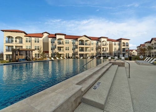 Resort-Style Saltwater Swimming Pool