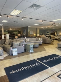 Decorah Slumberland Furniture entrance