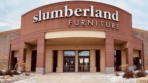 Slumberland Cedar Rapids,  IA storefront