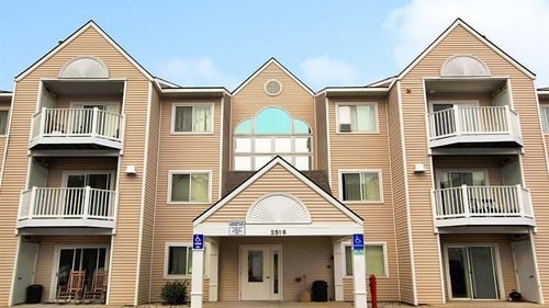 Emerald Creek Apartments exterior