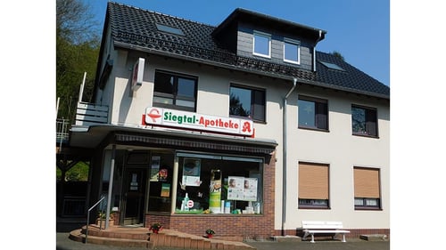 Aussenansicht der Siegtal-Apotheke