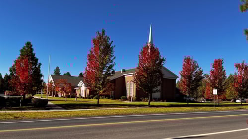 Cascade Crest Ward building located on the corner of Mt. Washington and Shevlin Park Road. Across the street from Central Oregon Community College (COCC)