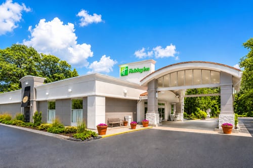 Welcome to the Holiday Inn South Kingstown!