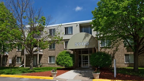 The Fountains in the Park Apartments exterior