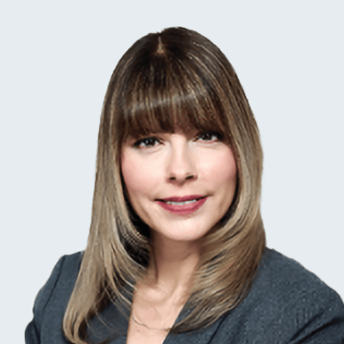 Headshot of Julia Scott