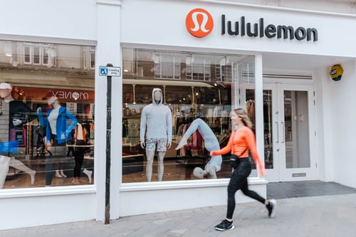 lululemon storefront