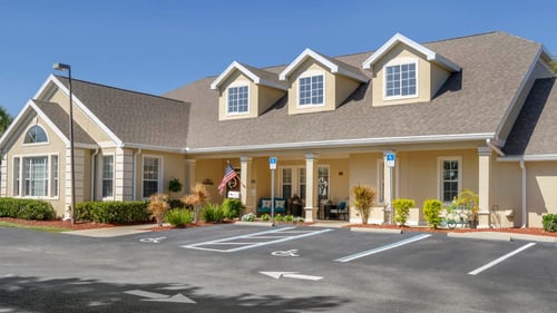 Brookdale Rotonda Entrance