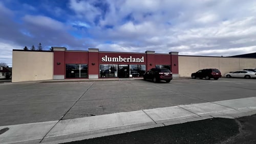 International Falls Slumberland Furniture storefront