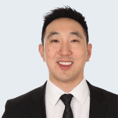 Headshot of Kennie Linn