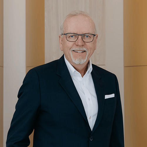 Headshot of Steve Henderson