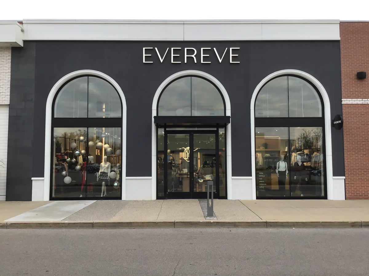 EVEREVE Breton Village