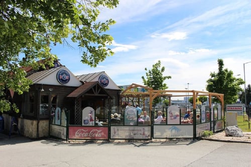 Knusperhäuschen  8054 Graz