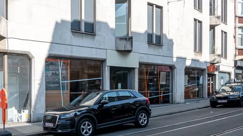 Basic-Fit Schaerbeek Chaussée de Helmet 24/7 - front club outside