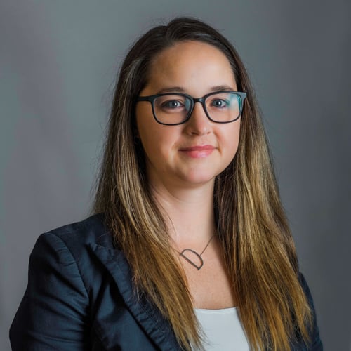 Headshot of Deanne Jancar.