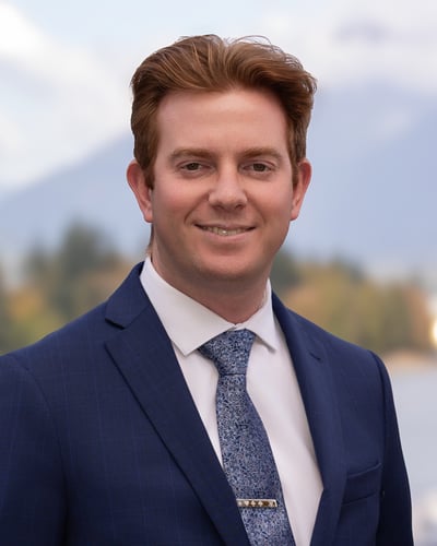 Connor Forsyth, Associate Advisor