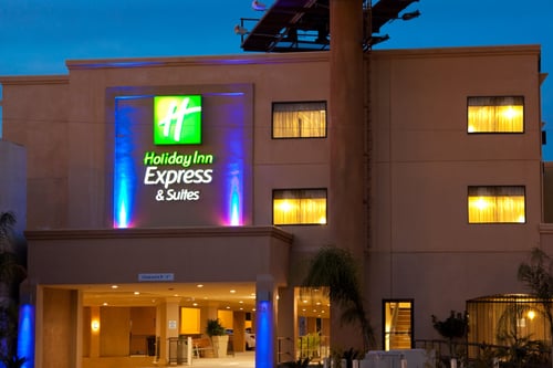 The Front of Holiday Inn Express & Suites Woodland Hills, CA.