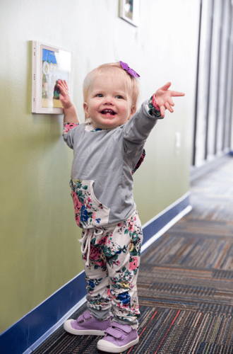 child at pediatric dentist