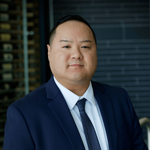 Headshot of Robert Ung