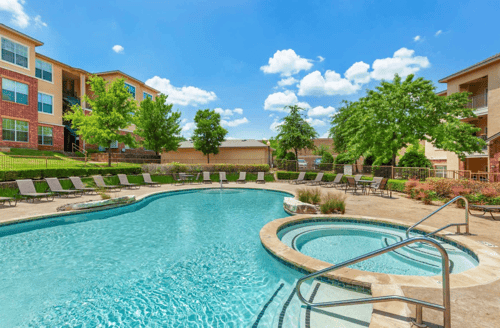 Bella Ruscello Pool