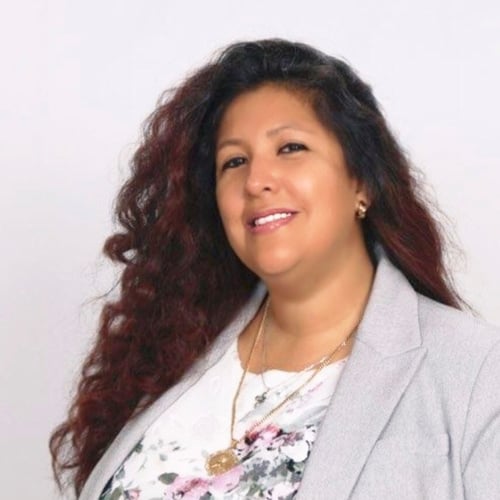 Honey Guzman Headshot Image