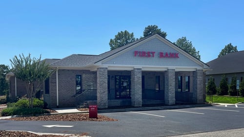 Exterior of the First Bank Seven Lake branch.