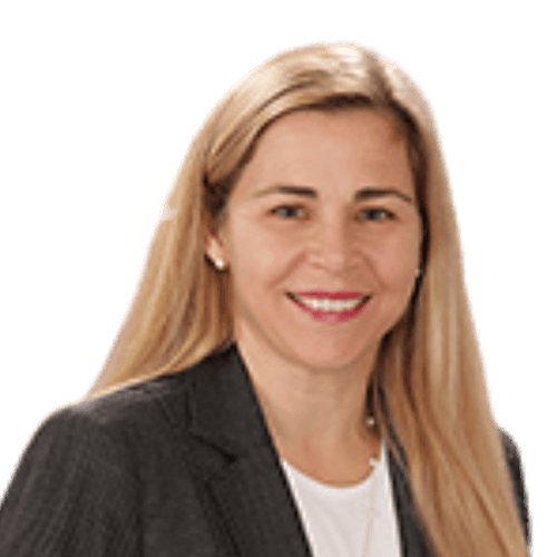 Sandra Stewart headshot.