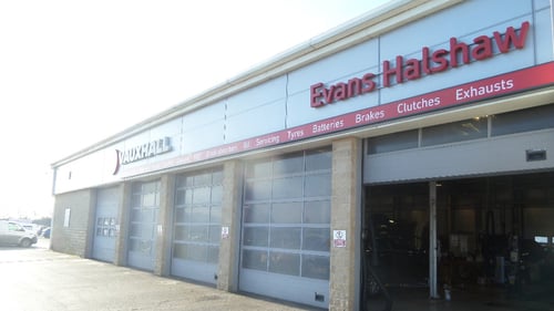 Vauxhall service near me