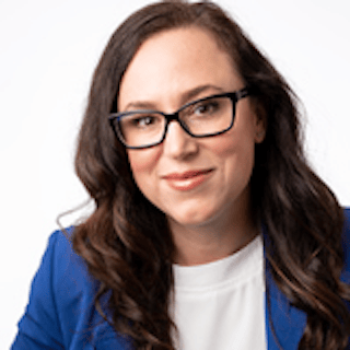 Headshot of Caillie Hayes