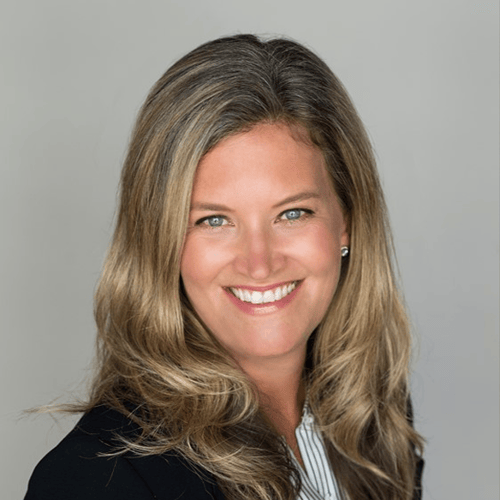 Lisa Stewart headshot.