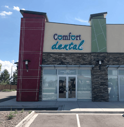 Aurora dentist