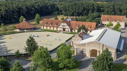 gut einhaus,
gut einhaus herzlake,
gut einhaus besitzer,
gut einhaus historie,
gut einhaus emsland,
Reitanlage,
Exklusive Reitanlage,
Reiten im Emsland,
hofgut,
hofgut herzlake,
gut einhaus herzlake verkauft,
ukrainische oligarchen in deutschland, 
reitsport events,
hofanlage,
hofanlagen,
pferdeveranstaltung,
pferdeveranstaltungen,
pferdeveranstaltungen in der nähe,
pferdeveranstaltungen 2023,
ebbe flut reitplatz,
reitplatz,
reitturnier,
reitturniere