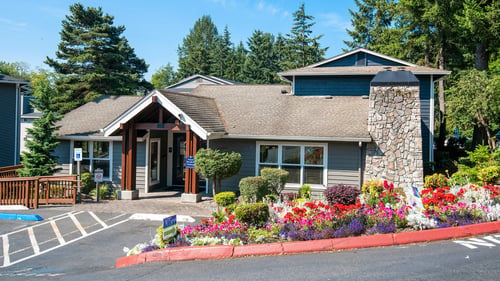 Property exterior at Pembrooke Apartment Homes in Kent, WA 98032