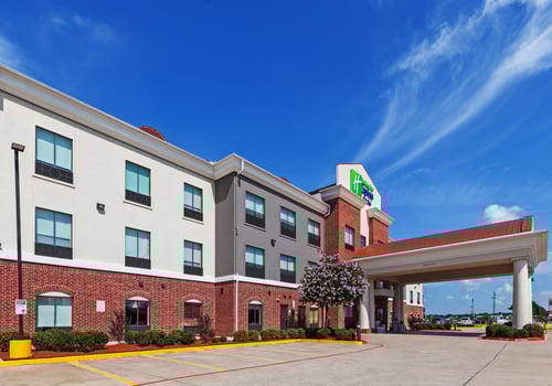 Welcome to Holiday Inn Express & Suites Sealy.