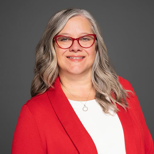 Lisa Civiero headshot