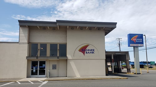 Banner Bank branch in North Bend, Oregon