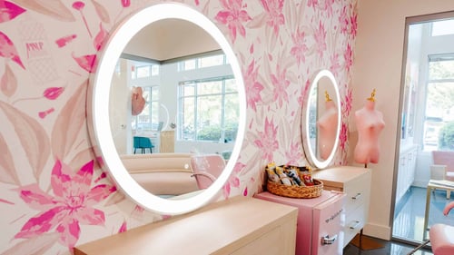 Traveling Hair & Makeup Artists Serving Raleigh, Cary, Fuquay Varina, & Apex, NC