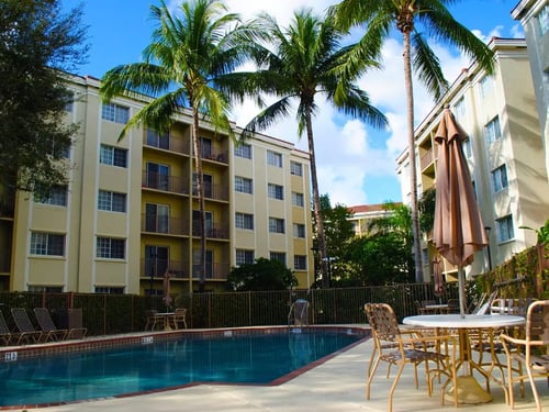 Laguna Pointe, Pompano Beach, FL