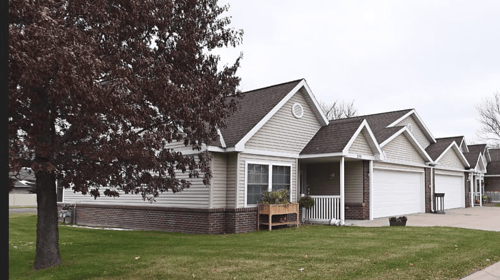 cover photo for Silver Oaks Townhomes in Sartell, MN 56377