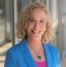 headshot of Paula Brown